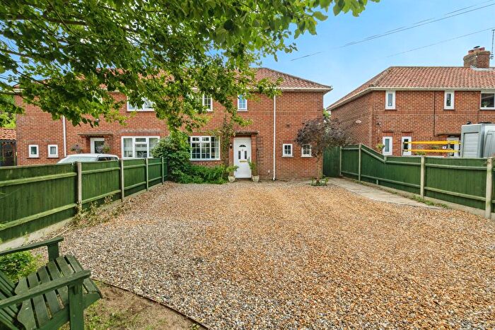 3 Bedroom Semi-Detached House For Sale In Skinners Lane, Starston, Harleston, IP20