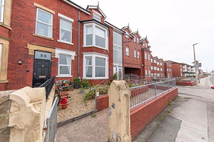 2 Bedroom Flat For Sale In Flat, The Esplanade, Knott End-on-Sea., FY6