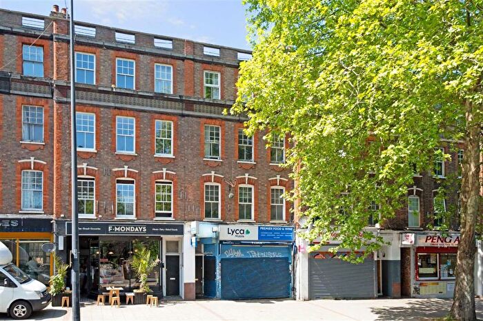 2 Bedroom Flat For Sale In Brixton Hill, Brixton Hill, SW2