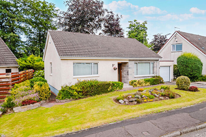 2 Bedroom Detached Bungalow For Sale In Kilnford Crescent, Dundonald, KA2