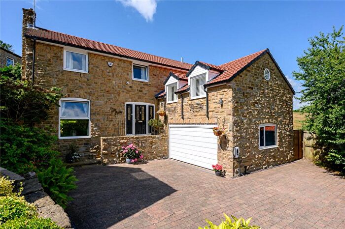 5 Bedroom Detached House For Sale In Cornmill Lane, Bardsey, LS17