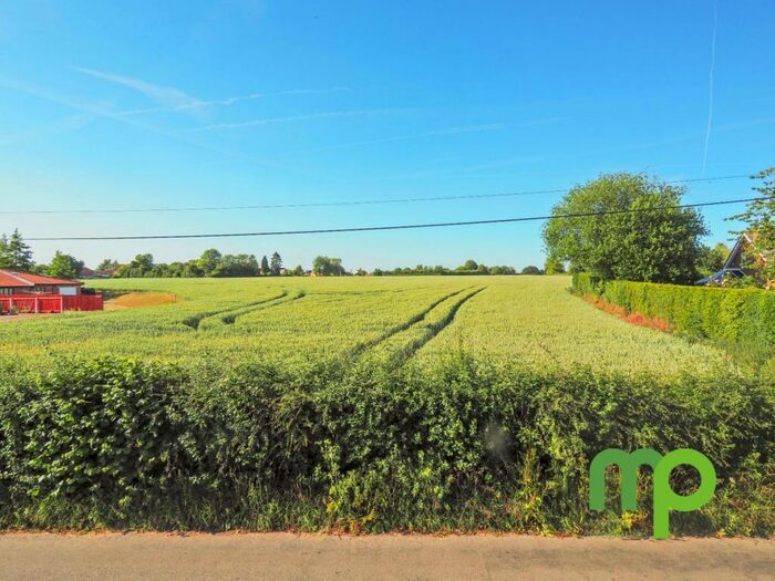 2 Bedroom Cottage For Sale In Heath Road, Banham, Norwich, NR16