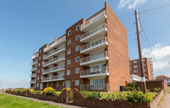 2 Bedroom Flat For Sale In Bay View Heights, Ethelbert Road, Birchington, Kent, CT7