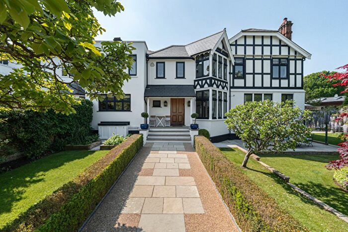 5 Bedroom Property To Rent In Churchbury House, Windmill Road, Wimbledon, London, SW19