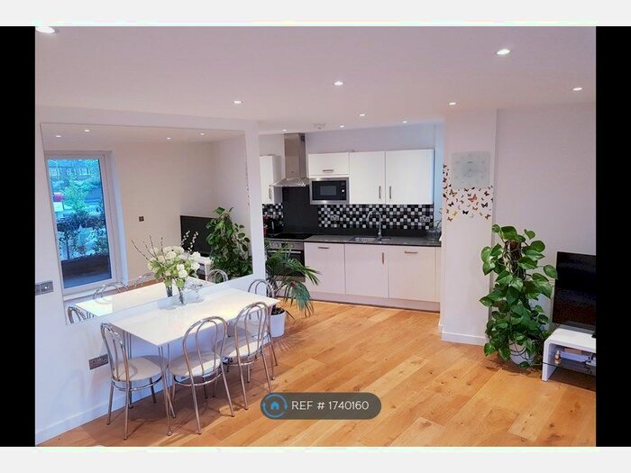 1 Bedroom Flat To Rent In Commerell Street, London, SE10