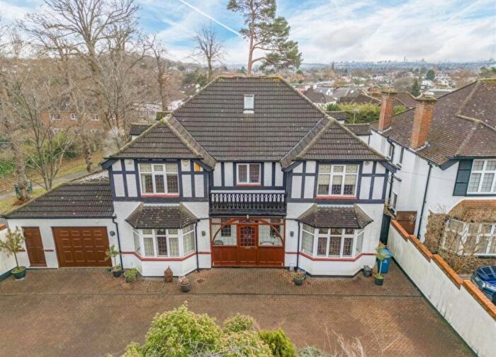 7 Bedroom Detached House For Sale In Elms Road, Harrow, HA3