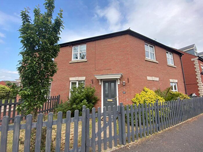 3 Bedroom House To Rent In Thoresby Road, Mansfield Woodhouse, NG19