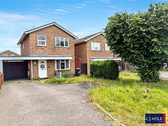 3 Bedroom Detached House For Sale In Hawthorne Avenue, Gloucester, GL4