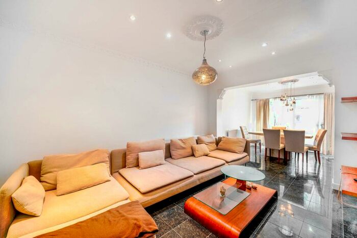 4 Bedroom Detached House To Rent In Wembley Hill Road, Wembley Park, Wembley, HA9