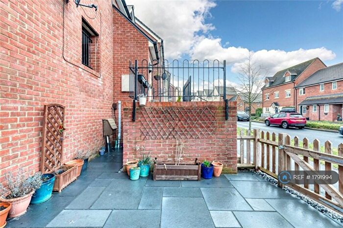 1 Bedroom Terraced House To Rent In Eagle Way, Bracknell, RG12