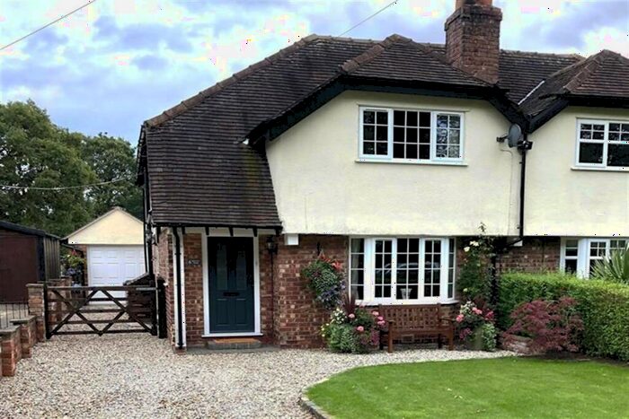 3 Bedroom Semi-Detached House To Rent In South View, Salters Lane, Lower Withington, SK11