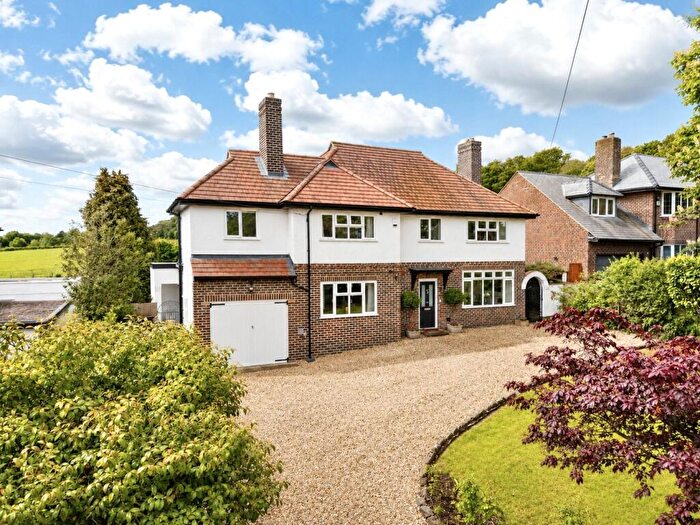 5 Bedroom Detached House For Sale In Column Road, Wirral, Merseyside, CH48