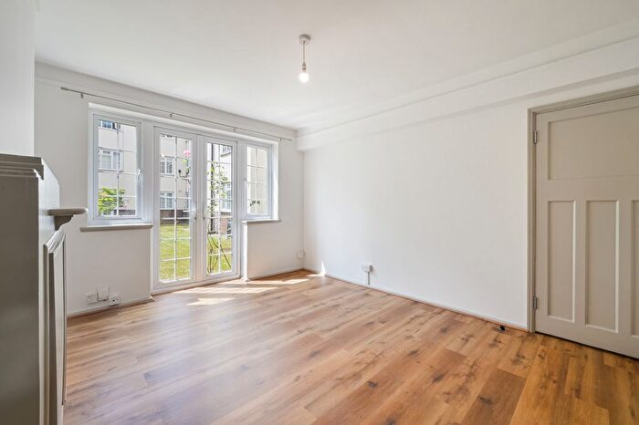 1 Bedroom Flat To Rent In Spencer Road, London, SW20