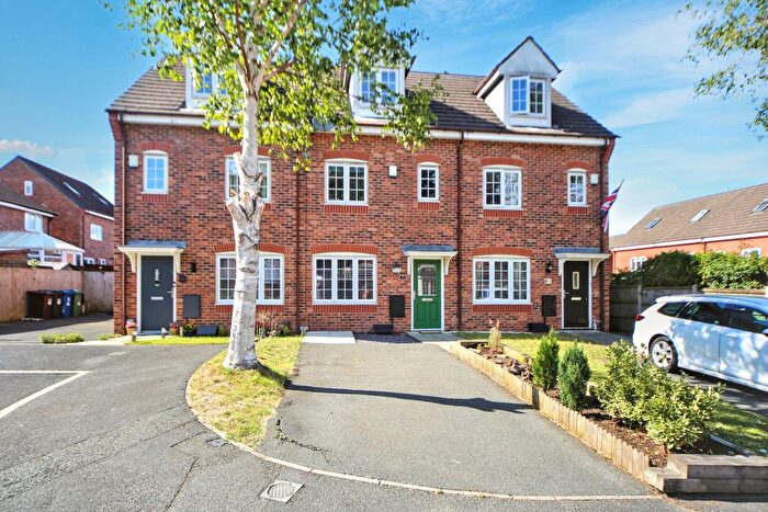 3 Bedroom Terraced House For Sale In Martindale Crescent, Wigan, WN5