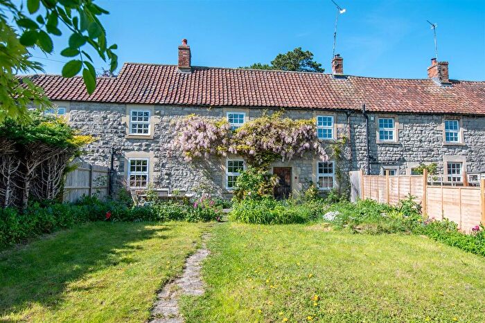 3 Bedroom Cottage For Sale In High Street, Saltford, Bristol, BS31