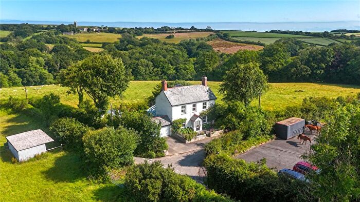 4 Bedroom Detached House For Sale In Yeo Vale, Bideford, Devon, EX39