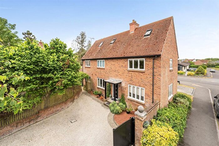 5 Bedroom Semi Detached House For Sale In Sherrings Green Close, Puddletown, Dorchester, DT2