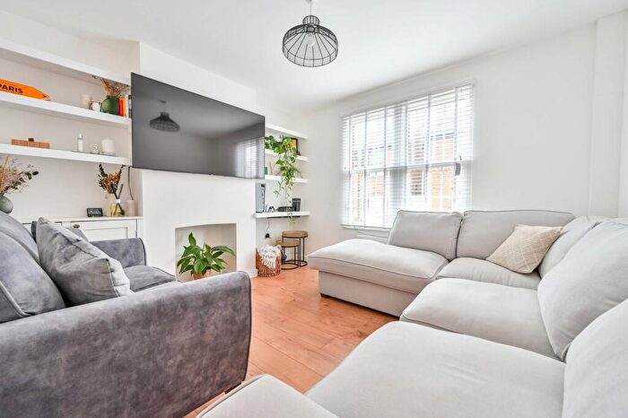 2 Bedroom End Of Terrace House To Rent In Walnut Tree Close, Guildford, GU1