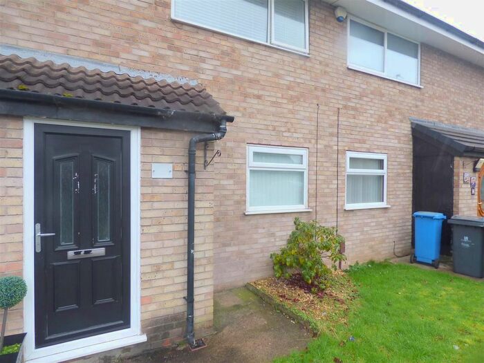 2 Bedroom Flat To Rent In Mellor Close, Tarbock Green, Liverpool, L35