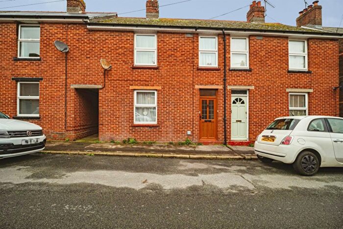 3 Bedroom Terraced House For Sale In Alfred Place, Dorchester, DT1