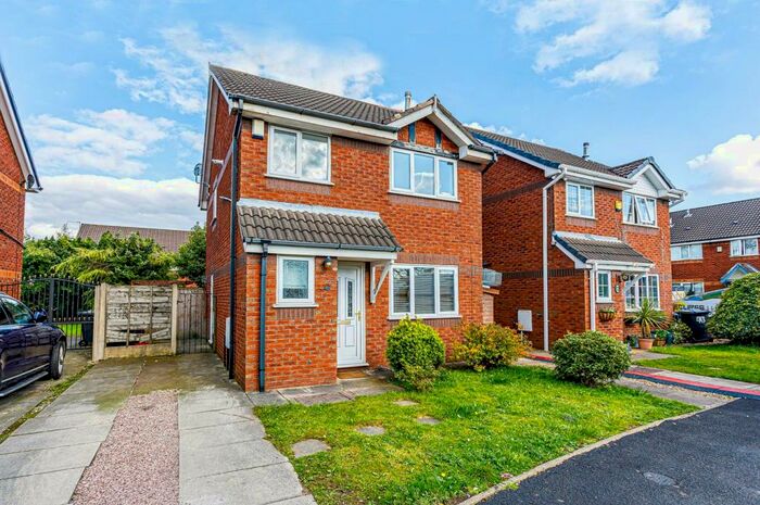 3 Bedroom Detached House To Rent In Ampney Close, Eccles, Manchester, M30