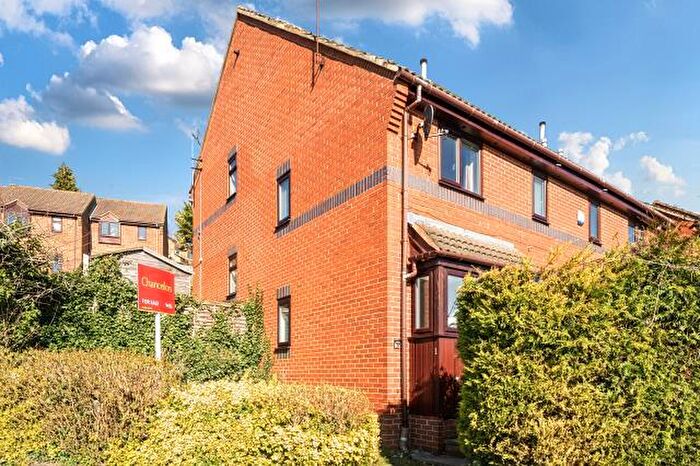 1 Bedroom Semi-Detached House For Sale In Gibbs Close, High Wycombe, HP13