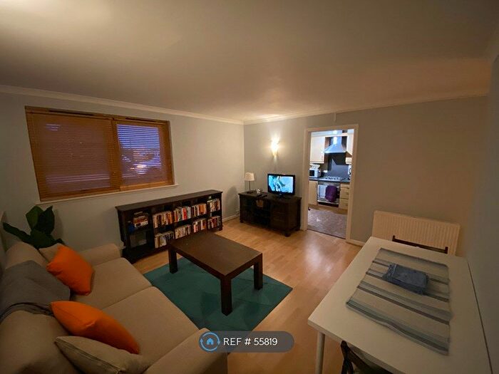 2 Bedroom Flat To Rent In Cleveden Road, Glasgow, G12