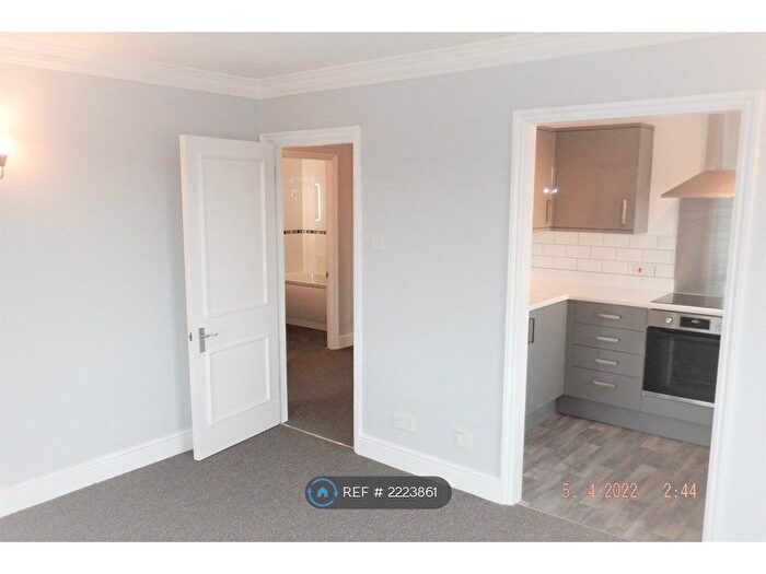 2 Bedroom Flat To Rent In St. Lawrence Road, Canterbury, CT1