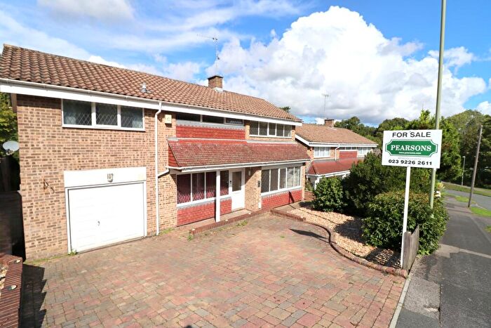 4 Bedroom Detached House For Sale In Hurstville Drive, Waterlooville, PO7