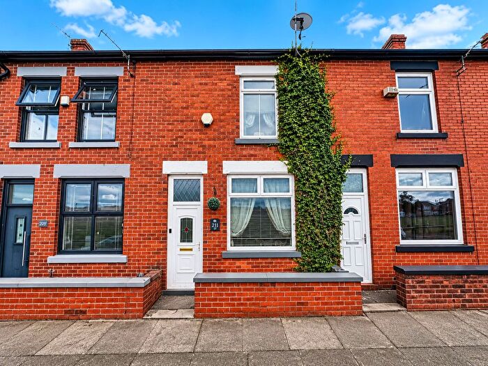 2 Bedroom Terraced House For Sale In Longfield Road, Bolton, BL3