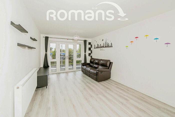 2 Bedroom Apartment To Rent In Nightingale Way, RG30