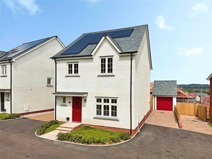 4 Bedroom Detached House For Sale In Stapleton Way, Exeter, Devon, EX2