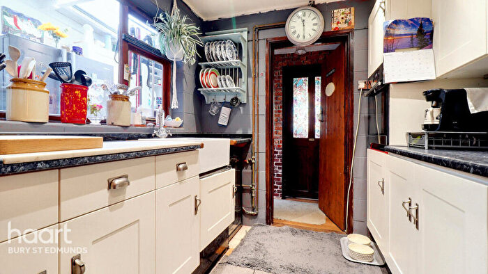 3 Bedroom Terraced House For Sale In Klondyke, Bury St Edmunds, IP32