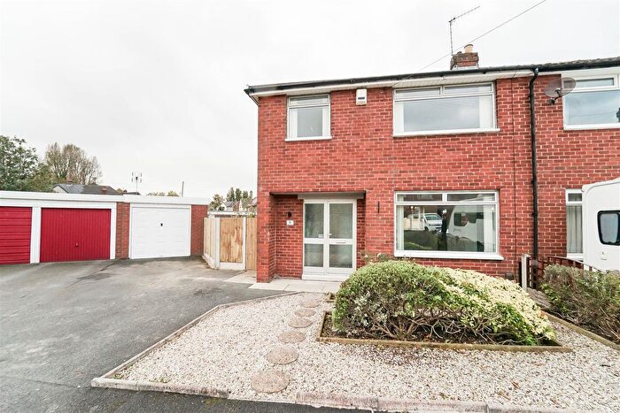 3 Bedroom Semi-Detached House To Rent In Ennerdale Close, Oswaldtwistle, Accrington, BB5