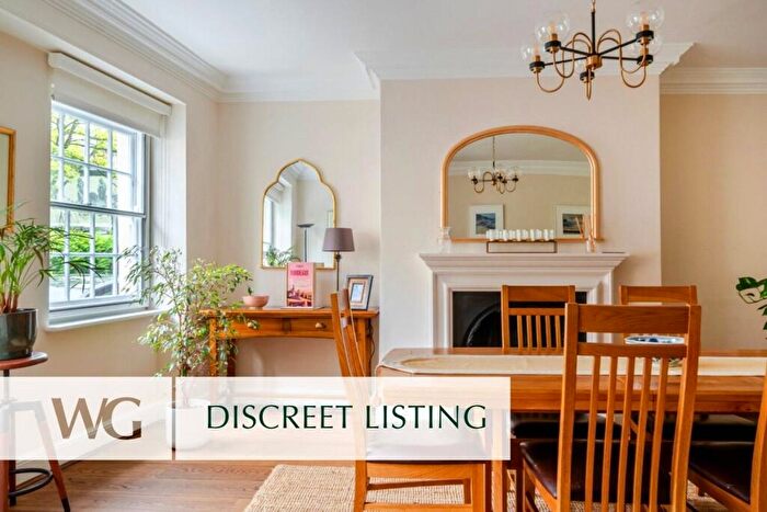 4 Bedroom End Of Terrace House For Sale In Topsham, Devon, EX3