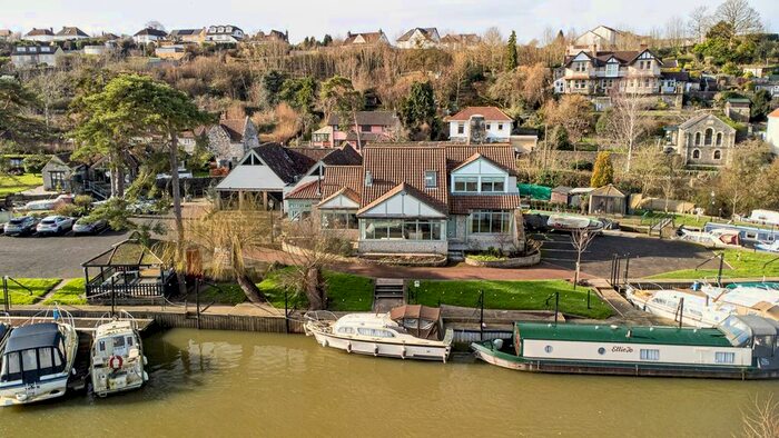 4 Bedroom Property To Rent In The Shallows, Saltford, Bristol, BS31