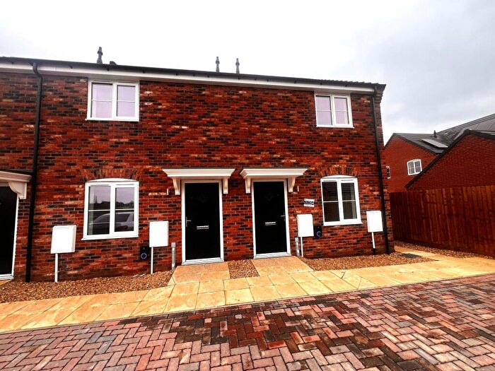 2 Bedroom End Of Terrace House To Rent In Lilac Close, Holbeach, Spalding, PE12