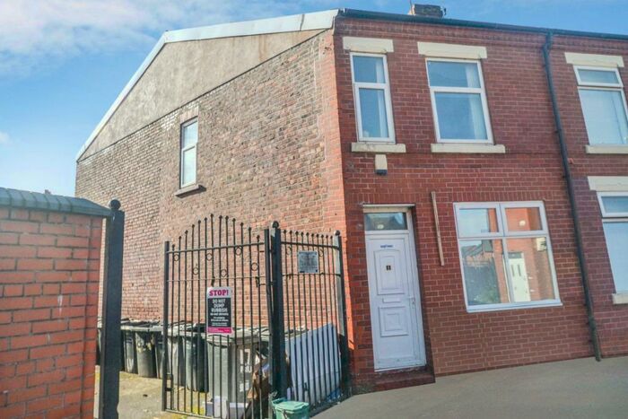 4 Bedroom Terraced House To Rent In Milnthorpe Street, Salford, M6