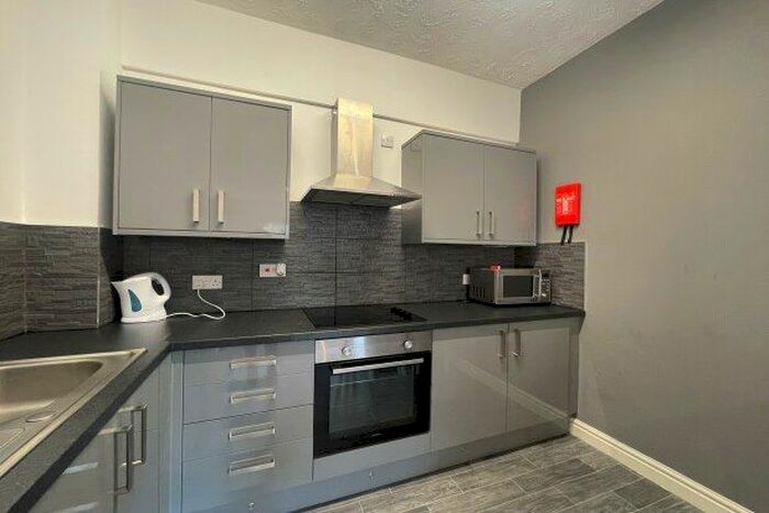 1 Bedroom Flat To Rent In Manchester Road, Burnley, BB11