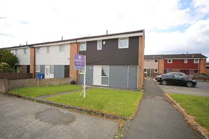 3 Bedroom Terraced House For Sale In Cheetham Grove, Wigan, WN3