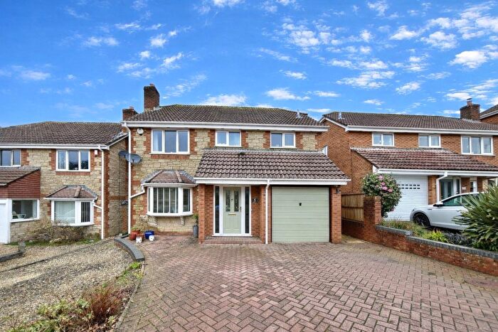 4 Bedroom Detached House For Sale In Nathan Close, Yeovil, Somerset, BA20