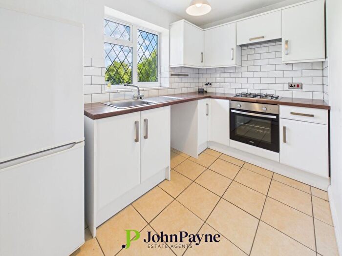 1 Bedroom Maisonette To Rent In Michaelmas Road, Cheylesmore, Coventry, CV3