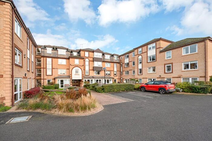 1 Bedroom Flat For Sale In Newcomb Court, Stamford, PE9