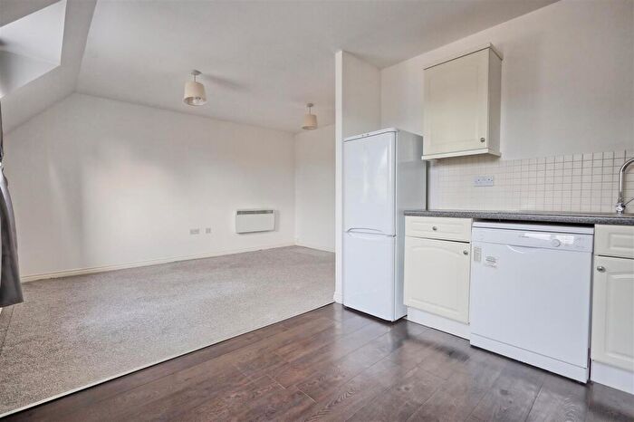 2 Bedroom Apartment For Sale In Stewart Place - Ware, SG12