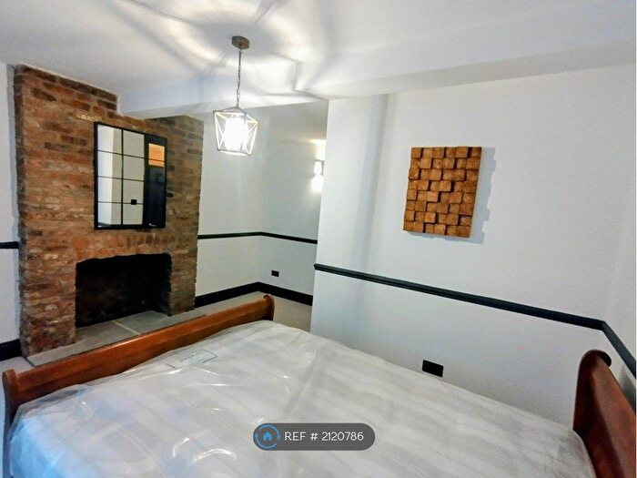 1 Bedroom Flat To Rent In The Avenue, Hull, HU1