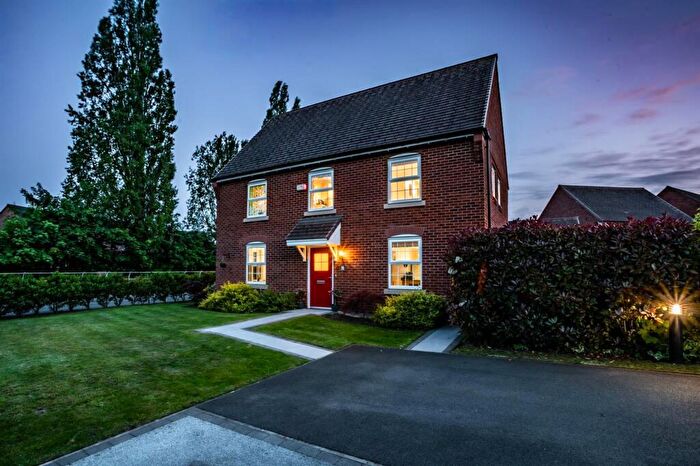 4 Bedroom Detached House For Sale In Brooke Avenue, Winnington, Cheshire, CW8