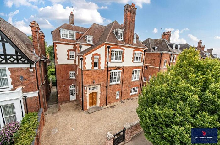 8 Bedroom Detached House For Sale In The Avenue, Newmarket, Suffolk, CB8