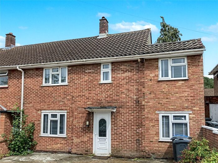 4 Bedroom End Terrace House For Sale In King Henrys Drive, New Addington, Croydon, CR0