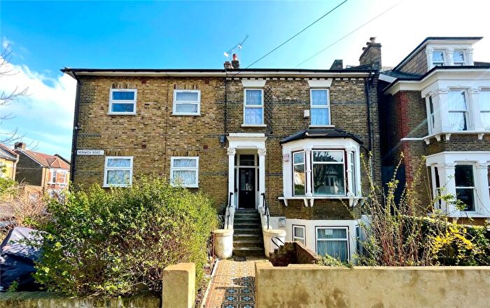 1 Bedroom Flat To Rent In Norwich Road, Forest Gate, London, E7
