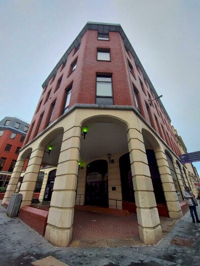 Studio To Rent In Moorfields, Liverpool, L2